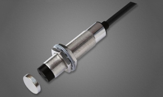 Yeni Tip İleri ve Geri Dönüş Hız Sensörü